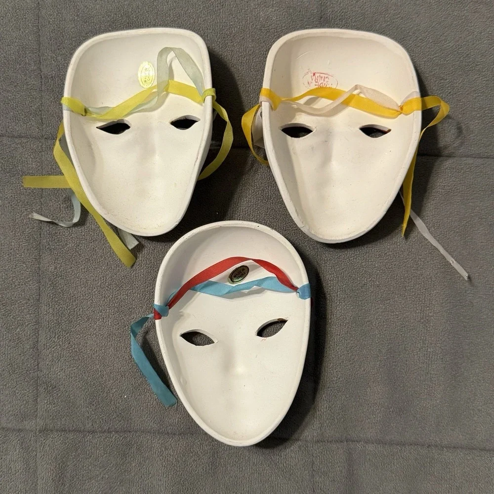 3 Vintage Mardi Gras Ceramic Hand Painted Matte Face Wall Masks
